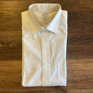 Brooks Brothers White Dress Shirt (men’s)